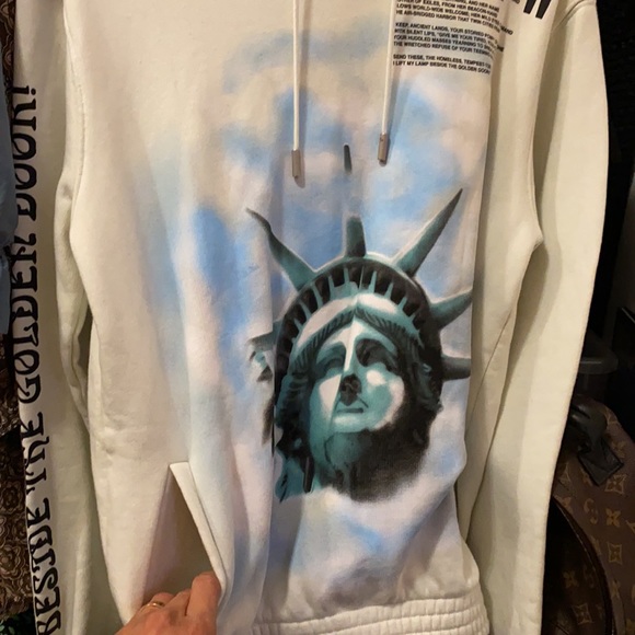 Off-White hoodie - Picture 3 of 5